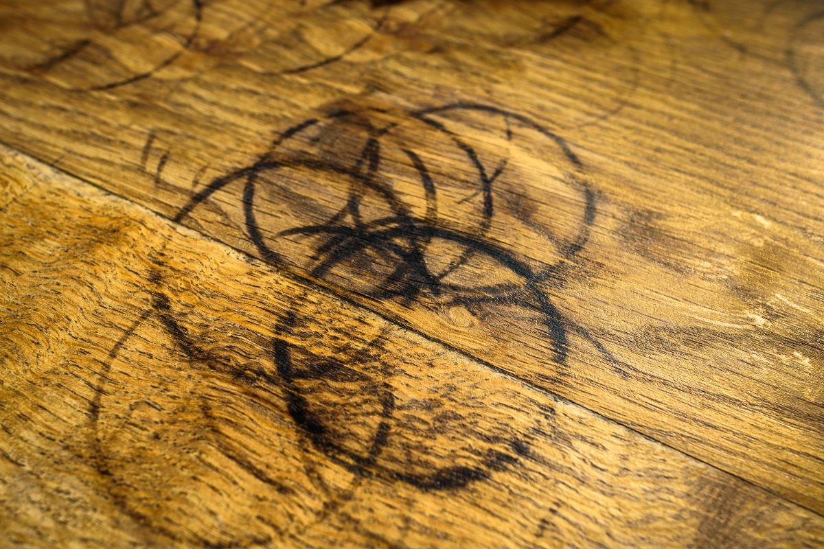 How to Remove Water Rings on the Table?