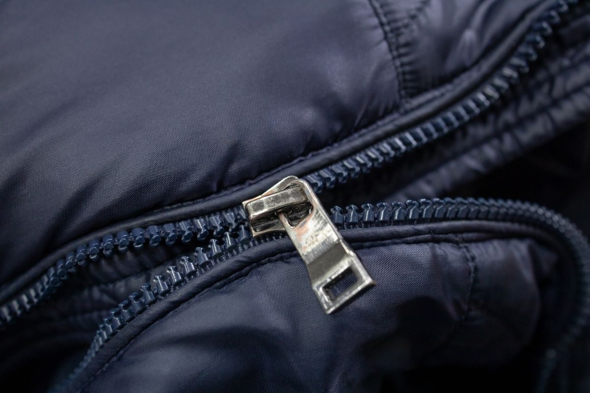 How do you repair a zipper?