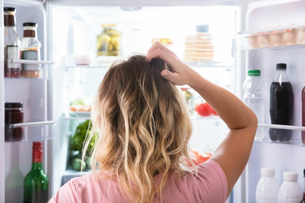 How to Clean the Refrigerator