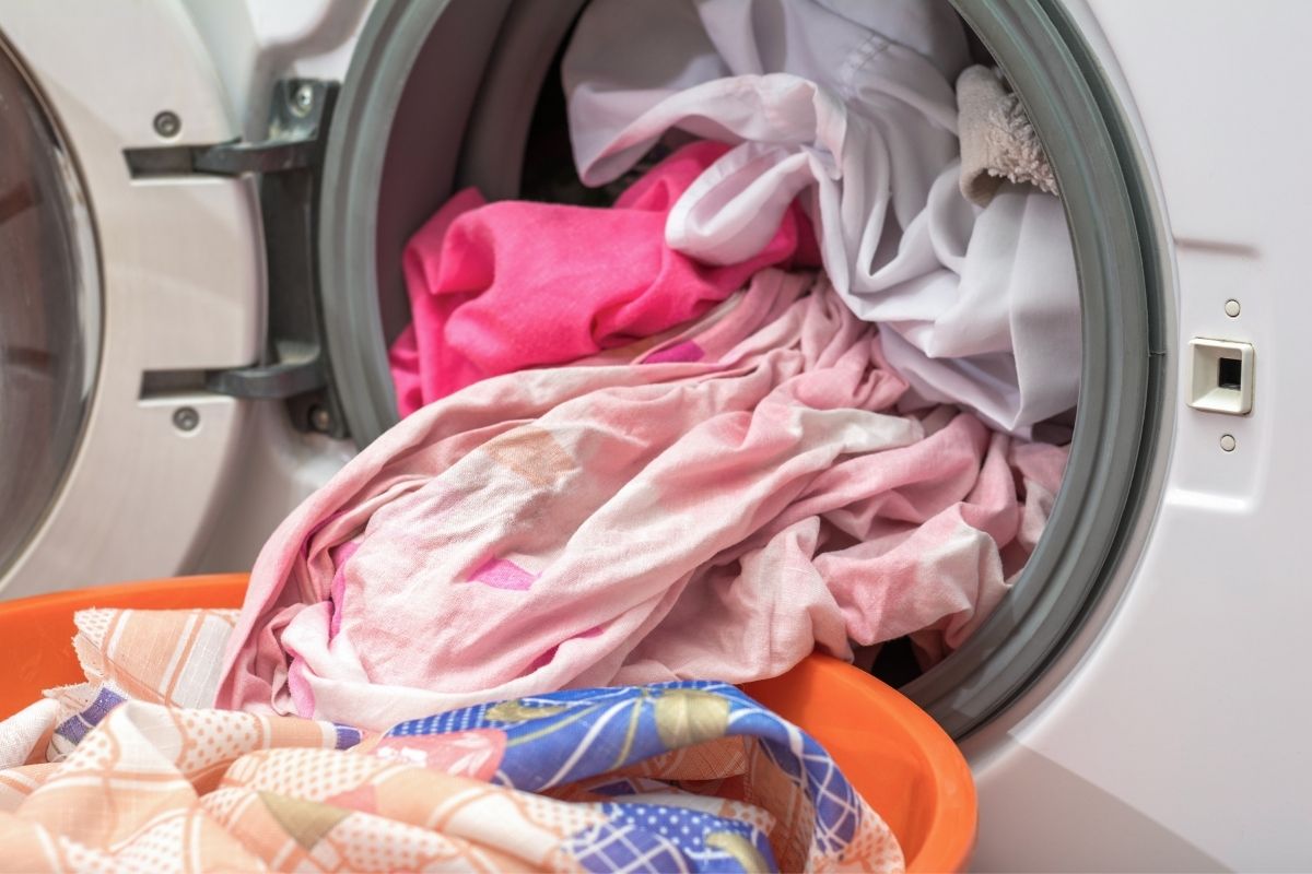 Can You Dry Colored and White Clothes Together?