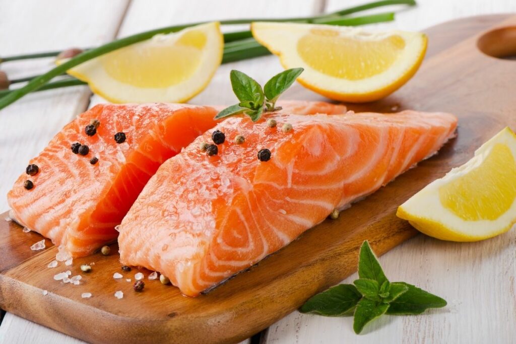 How to tell if salmon has gone bad